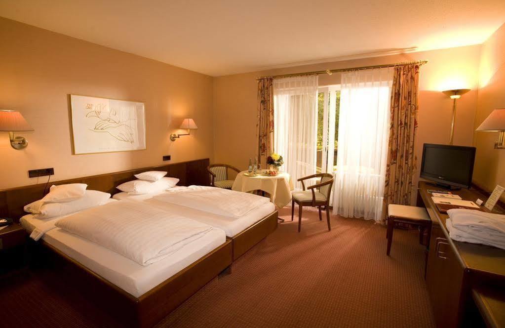 Art-Hotel Am Park Badenweiler Extérieur photo